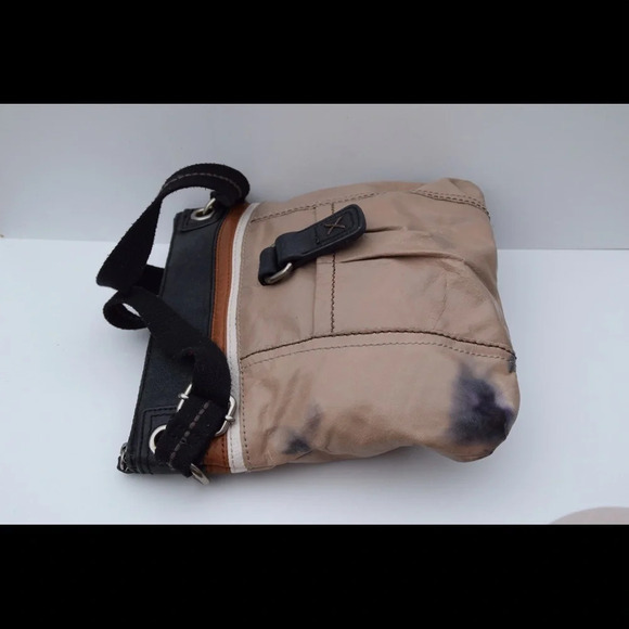 The Sak cross body bag - Picture 4 of 6